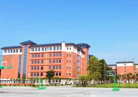 四川省信息工程学校
