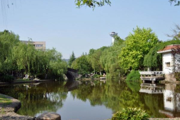 西华师范大学校园风景