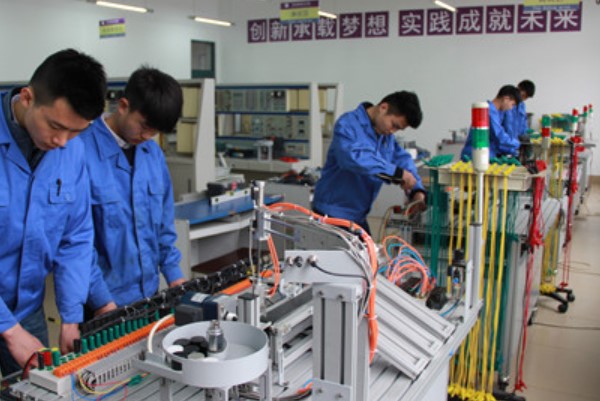四川矿产机电技师学院电气自动化中德国际班