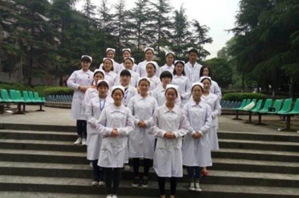 2016年乐山医药科技学校对口高考升学部分上线同学