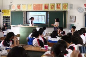 四川商务职业学校“智慧课堂”一直在进行
