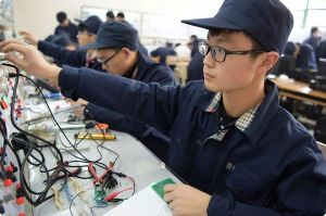 四川省希望汽车职业学院焊接技术与自动化技术专业怎么样_成都职业中专招生简章有哪些