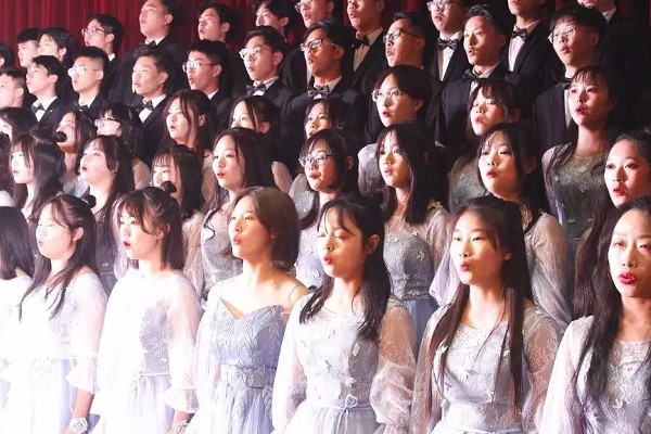 四川城市技师学院举行合唱比赛