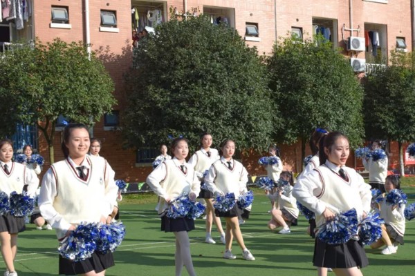 四川高职院校体育职业学院推选扶贫干部