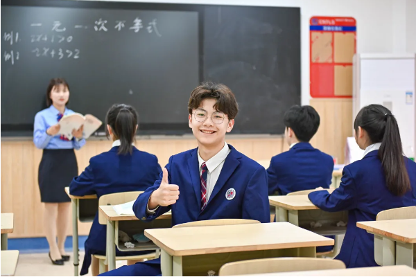 成都川科外国语学校招生计划