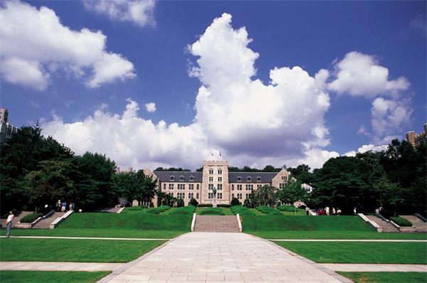 播音主持考的大学