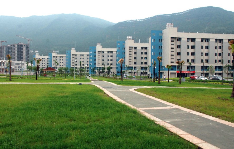 四川信息职业技术学院校园风景
