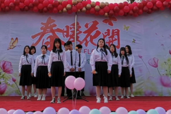 成都天府职校2018级立德班 合唱《小幸运》