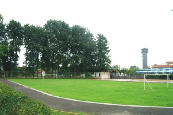 四川大学附设华西卫生学校操场