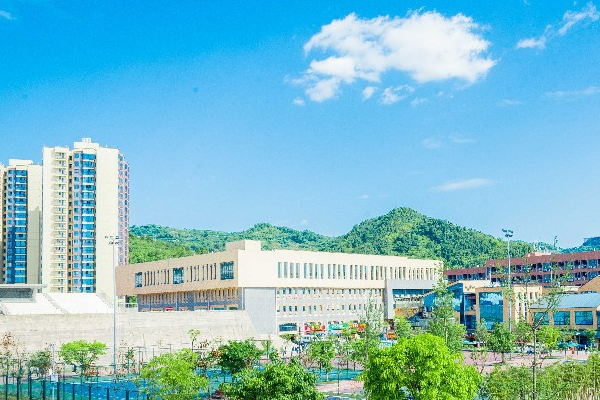 四川经济管理职业学校