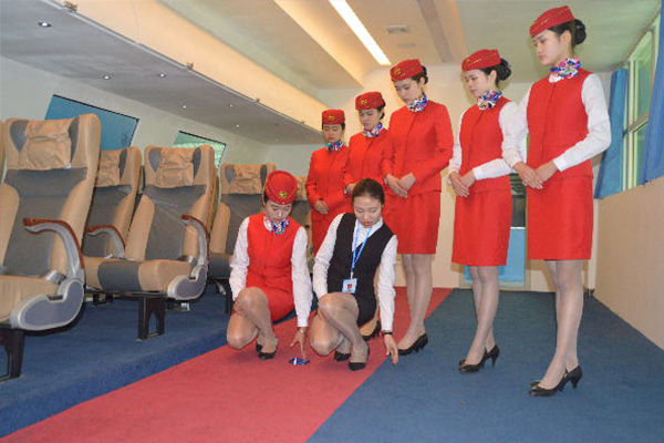 怎么样选择航空学校