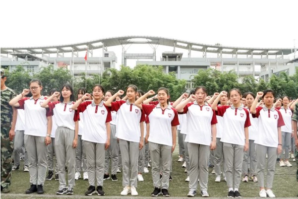 四川城市技师学院学生风采