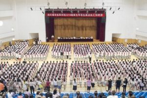 四川中专学校哪家好 2019年四川城市技师学院军训结业典礼举行中