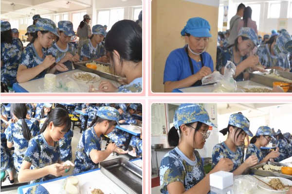 中国五冶大学新生包饺子活动