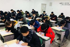 成都中专学校质量怎样 四川省工业贸易学校师资介绍