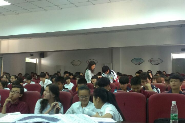 成都市蜀兴职业学校师资