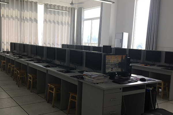 ,郫都区职业技术学校