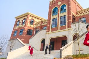 成都中专学校航空高铁专业招生要求以及就业前景