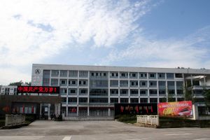 男生中专学校读幼师专业就业前景怎么样 会不会受到歧视