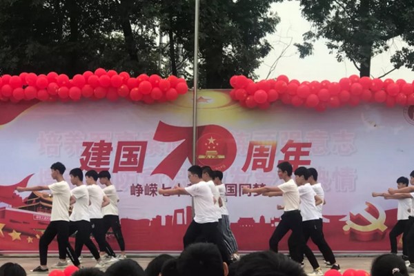 成都天府职业技术学校学生风采