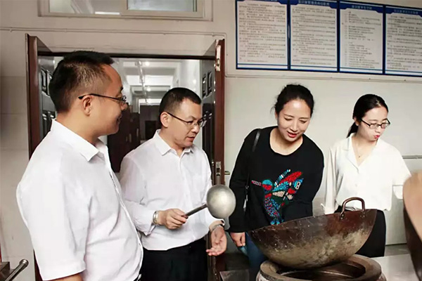 成都五月花高级技工学校