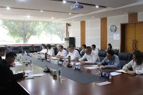 2019年省委教育工委学院到四川体育职业学院开展调研指导