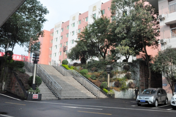 中专学校