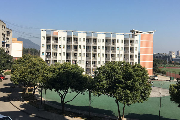 成都中专学校