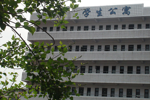达州职业高级中学环境