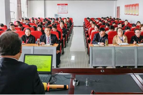 成都职业技术学校
