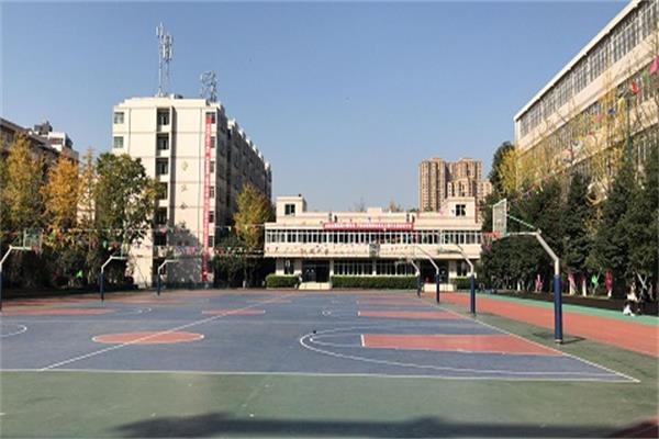 成都中专学校