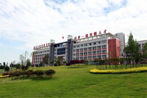 男生在成都中专学校读什么专业比较好