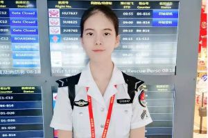 成都中专学校东星航空职业学院就业明星黄韫霏