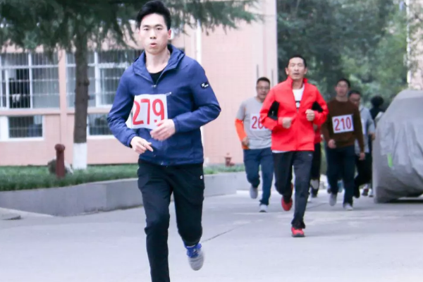 成都中专学校