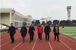 成都高中学校寿安中学举行教师社团活动