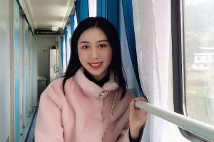 成都东星航空旅游专修学院本期校花黄心怡