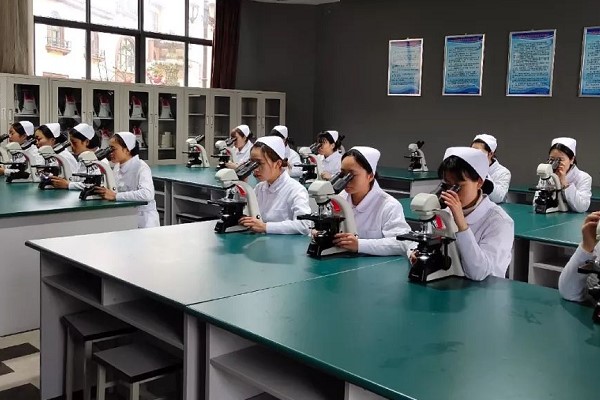 四川五月花技师学院