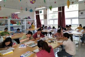 成都中专学校哪个学前教育专业好 来看看四川五月花技师学院