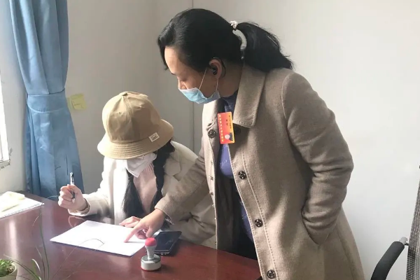 成都中专学校
