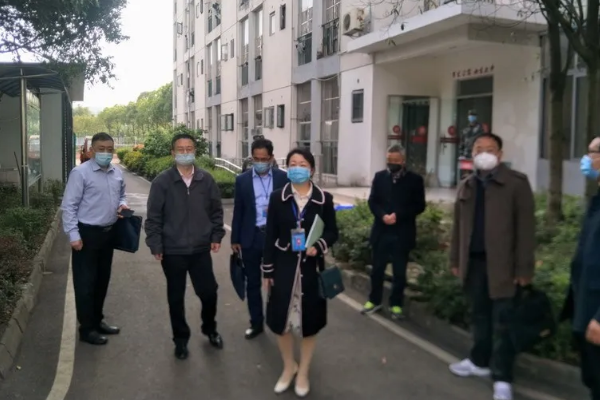 四川职业高中