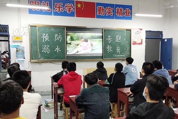 四川师范大学幼师学院开展安全教育