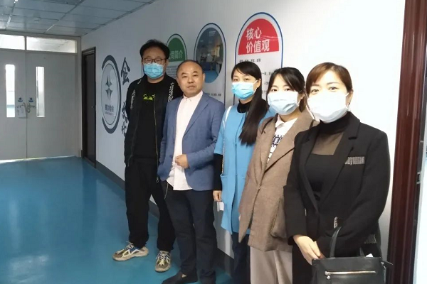 成都中专学校