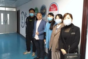 成都中专学校新闻|红十字卫生学校领导到四川省赛尔医学检验有限公司