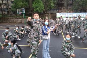 资助管理中心检查四川职业学校绵阳职校资助工作