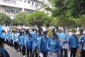 成都中职学校助力高考 成都电子信息学校开展健康体检活动