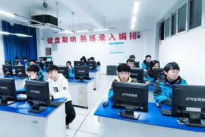 四川五月花学校计算机专业怎么样