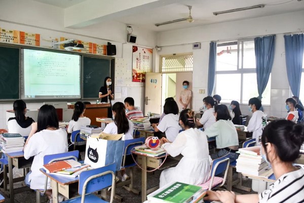 成都中职院校四川理工技师学院2020年全面复学
