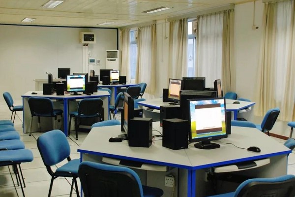 四川轻工工程学校计算机专业
