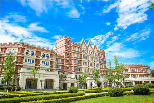 成都城市轨道交通专业学校