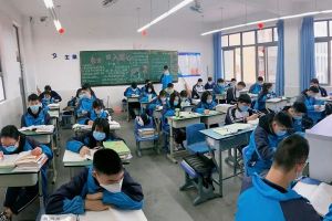 2020年眉山实验高级中学收费标准|管理方式|师资力量